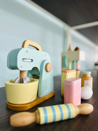 Le Toy Van - Bakers Mixer Set & Accessories - Swanky Boutique