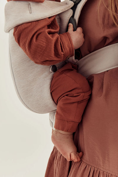 BabyBjorn Baby Carrier Mini, 3D Jersey - Light Beige - Swanky Boutique