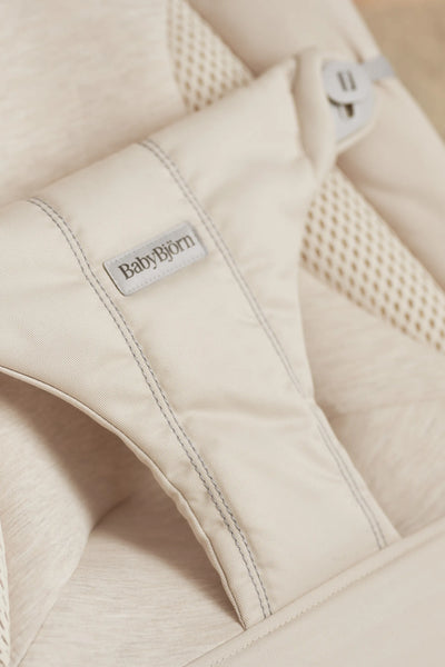 BabyBjorn Bouncer Balance Soft, Woven/Jersey, Tri-Fabric,
Light beige - Swanky Boutique