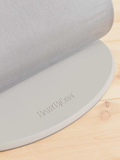 BabyBjorn Bouncer Bliss | Woven, Petal Quilt - Light Grey - Swanky Boutique