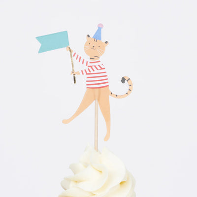 Meri Meri Cupcake Kit (Set of 24 Toppers & 24 Cupcake Cases)- Animal Parade- Swanky Boutique Malta 