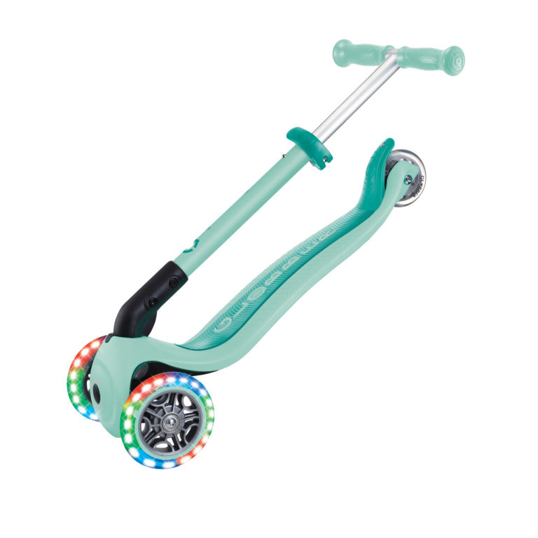 Globber JUNIOR FOLDABLE LIGHTS Mint - Swanky Boutique Malta