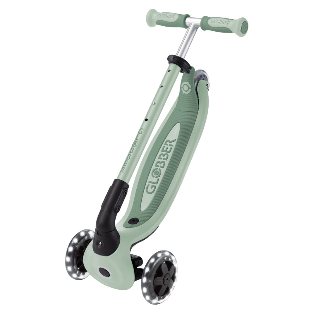 GLOBBER GO-UP DELUXE ミントグリーン Sit-and-Ride Scooter: GO•UP DELUXE LIGHTS – Globber