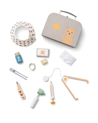 Animal Vet Set - 13 Pieces