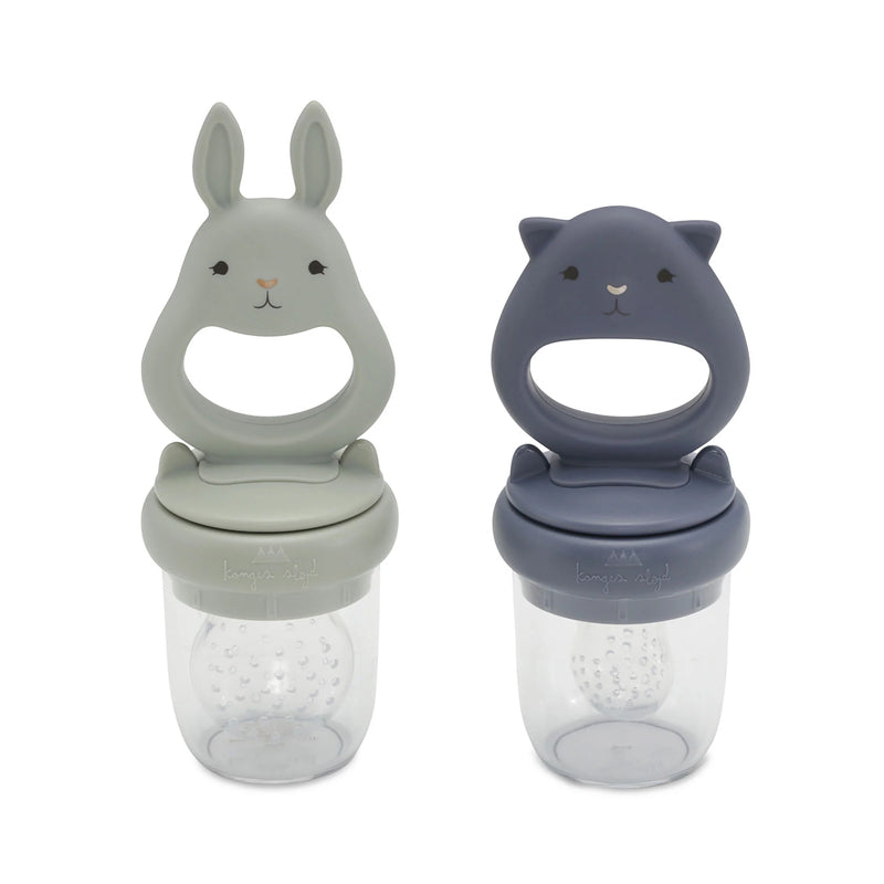 Konges Slojed SILICONE FRUIT FEEDING PACIFIER - ONYX - Swanky Boutique