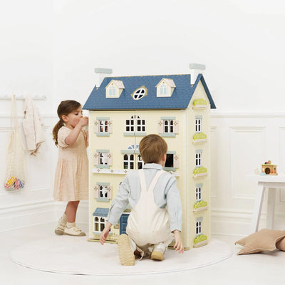 Le Toy Van Palace Wooden Dolls House - Swanky Boutique