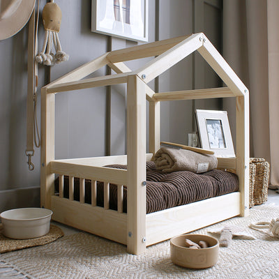 Luletto Pet Cozy House Bed Natural Wood Medium - Swanky Boutique Malta 