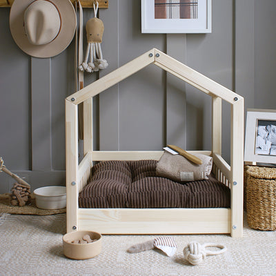Luletto Pets - Cosy House Bed Medium - Natural Wood