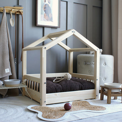 Luletto Pets - Cosy House Bed Medium - Natural Wood