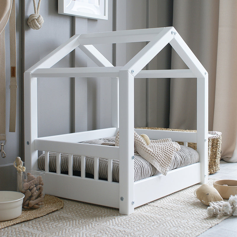 Luletto Pets - Cosy House Bed Small - White