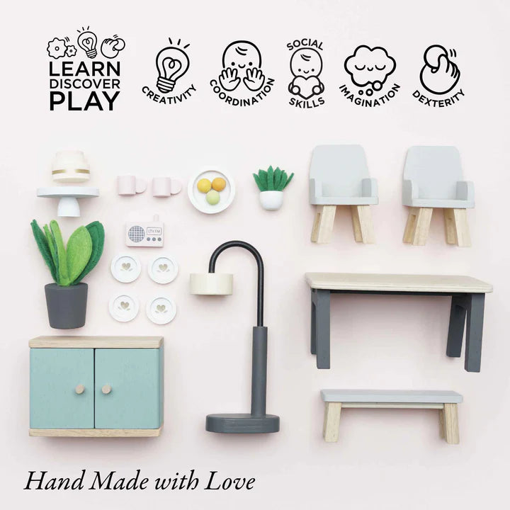 Wooden Dolls House Dining Room - 18 Pieces