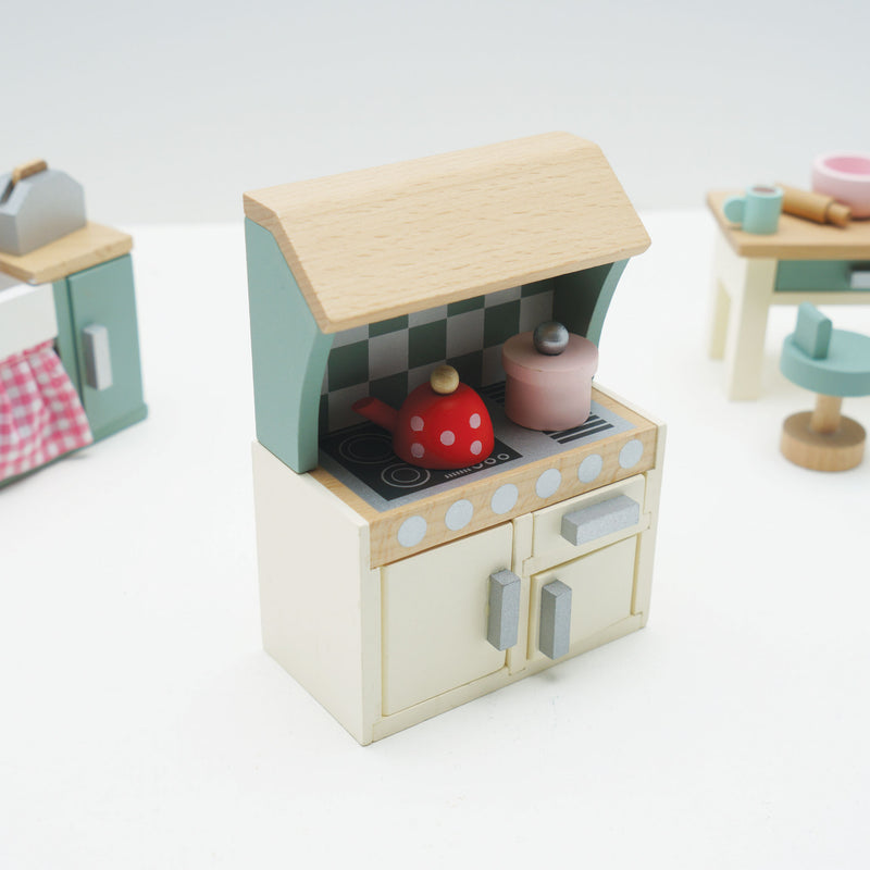 Wooden Dolls House Kitchen Furniture, 20 Pieces