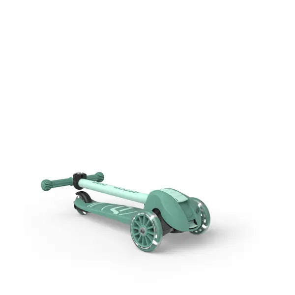 Scoot and Ride - Scooter Highwaykick 3S LED Lights - Forest (3+ Years) - Swanky Boutique Malta 