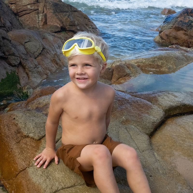 SunnyLife-Swim Mask (3-6 Years) - Salty the Shark Neon Yellow-Swanky Boutique Malta 