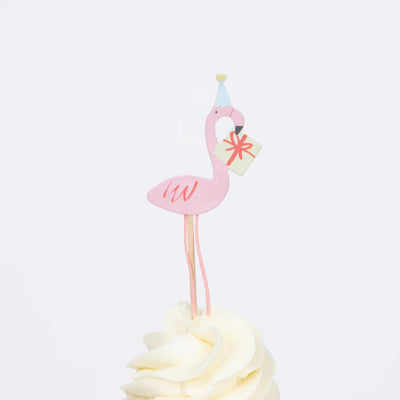 Meri Meri Cupcake Kit (Set of 24 Toppers & 24 Cupcake Cases)- Animal Parade- Swanky Boutique Malta 