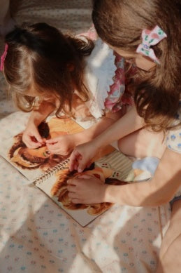 Sticker Book (Reusable) - Glam Me Up