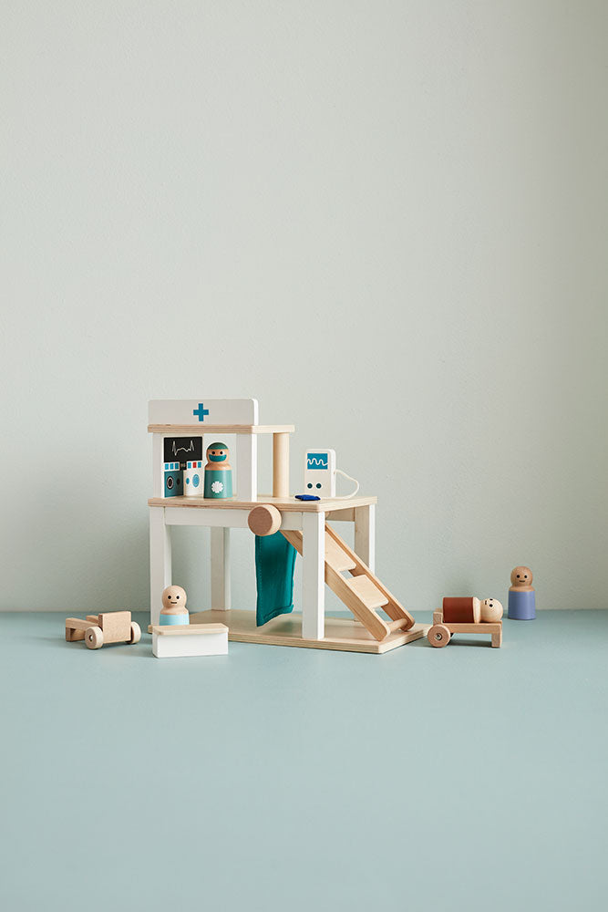 Kids Concept - Toy Hospital 8 Pieces - Swanky Boutique
