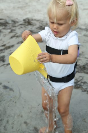 Beach Bucket, Foldable - Pastel Yellow