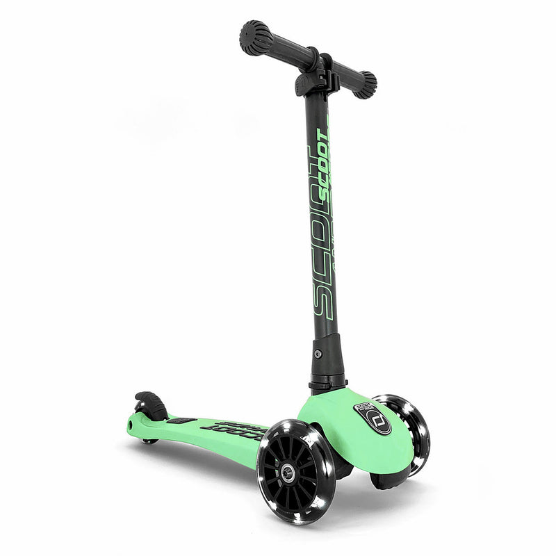 Scoot & Ride - Scooter Highwaykick 3 LED Lights Green Kiwi (3-6 Years Old) - Swanky Boutique