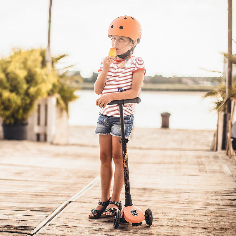 Scoot & Ride - Scooter Highwaykick 3 LED Lights Peach (3-6 Years Old) - Swanky Boutique