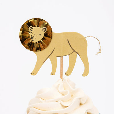 meri meri - cupcake kit set of 24 toppers & 24 cupcake cases safari animals - swanky boutique malta