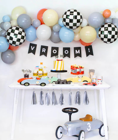 meri meri - party gift bags 8 pack race cars - swanky boutique malta