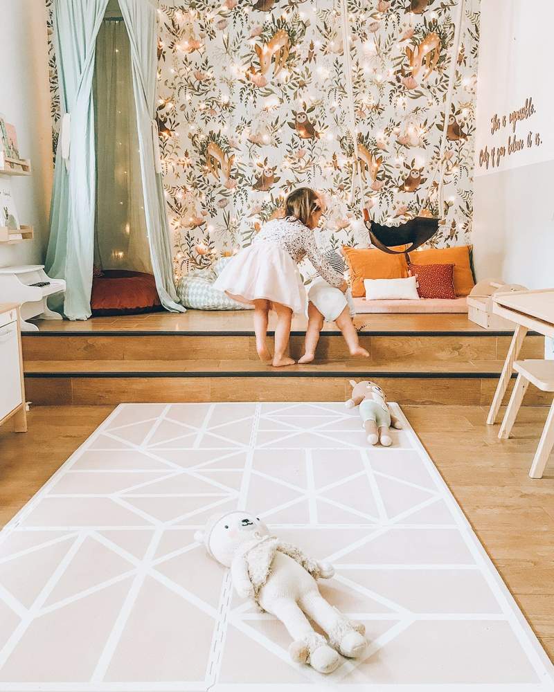 Floor Playmat, Nordic Series - Vintage Nude